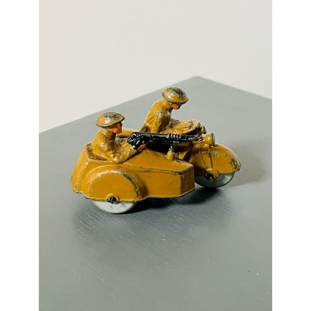 Vintage Barclay Manoil Lead Toy Soldier Motorcycle Sidecar Machine Gun Gunner